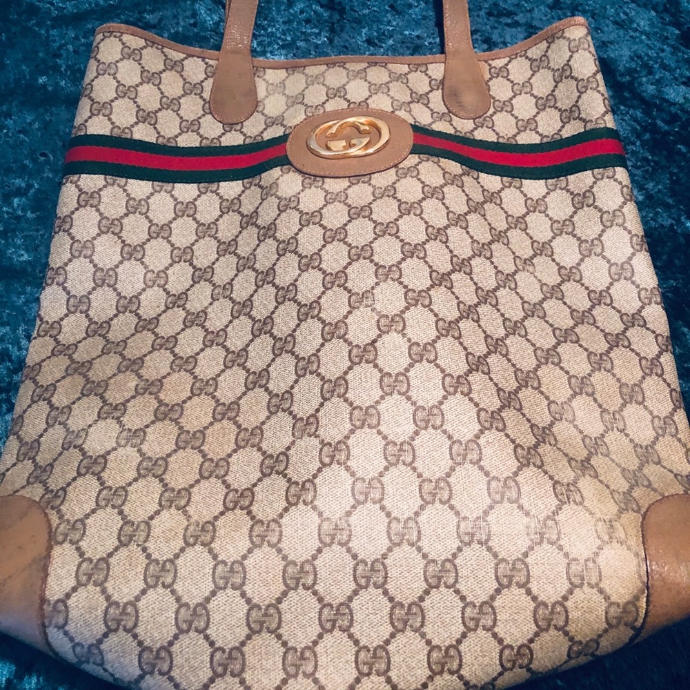 Vintage oversized Gucci bag